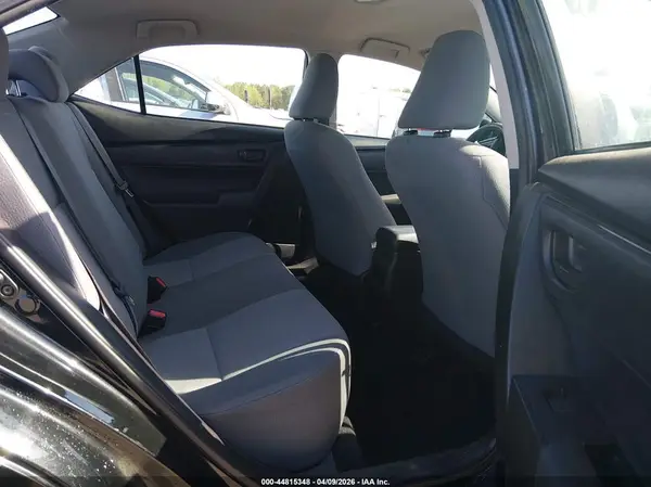 5YFBURHE7HP716025 2017 TOYOTA COROLLA - Image 8