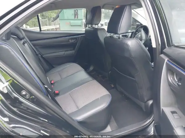 5YFBURHE7HP718910 2017 TOYOTA COROLLA - Image 8