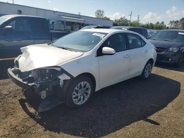 5YFBURHE7HP718955 2017 TOYOTA COROLLA - Image 1