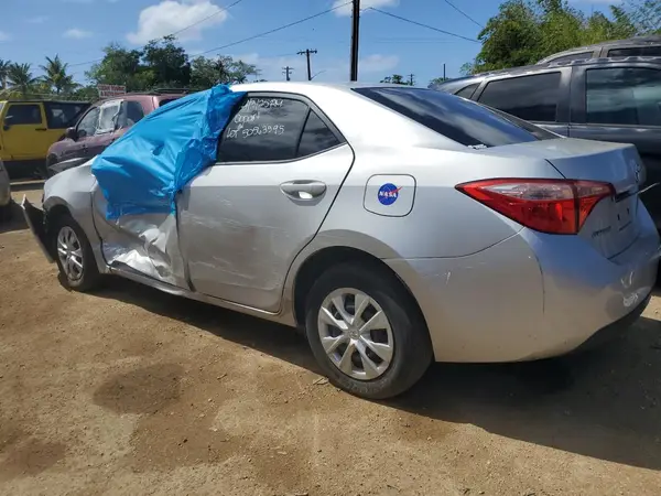 5YFBURHE7HP719216 2017 TOYOTA COROLLA - Image 2