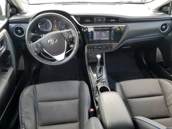5YFBURHE7HP724559 2017 TOYOTA COROLLA - Image 8