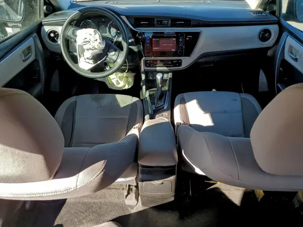 5YFBURHE7HP727381 2017 TOYOTA COROLLA - Image 8