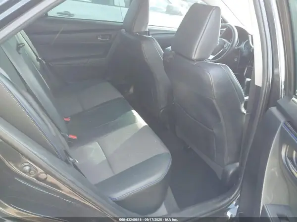 5YFBURHE7HP728322 2017 TOYOTA COROLLA - Image 8