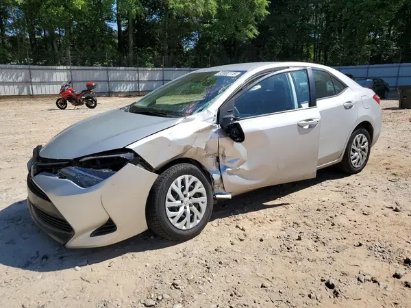 5YFBURHE7HP730426 2017 TOYOTA COROLLA - Image 1