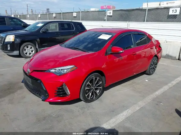 5YFBURHE7HP731446 2017 TOYOTA COROLLA - Image 2