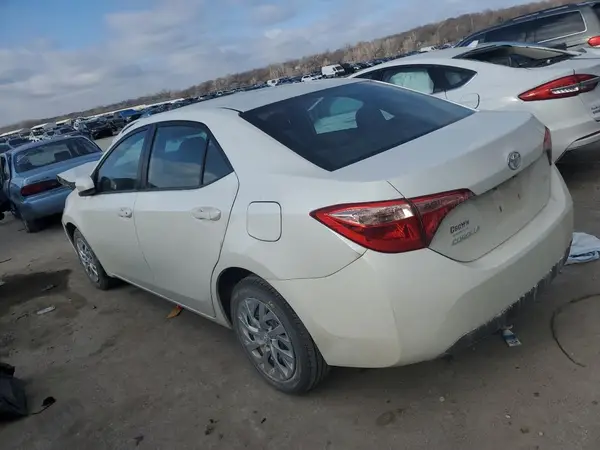 5YFBURHE7HP733424 2017 TOYOTA COROLLA - Image 2