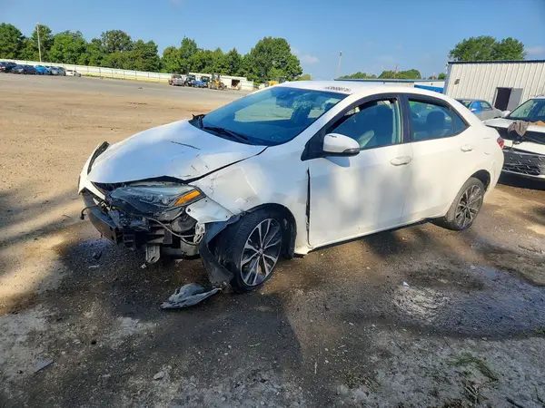 5YFBURHE7HP733617 2017 TOYOTA COROLLA - Image 1