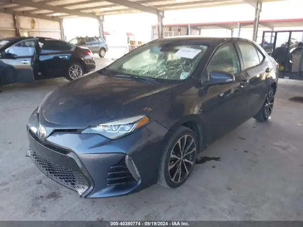 5YFBURHE7HP734007 2017 TOYOTA COROLLA - Image 2