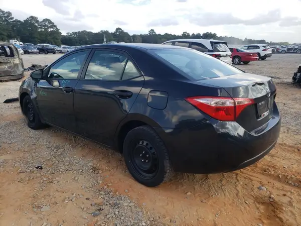 5YFBURHE7HP736968 2017 TOYOTA COROLLA - Image 2