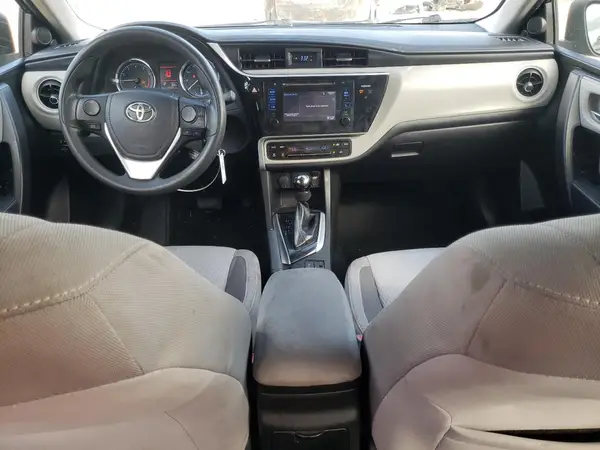5YFBURHE7HP736968 2017 TOYOTA COROLLA - Image 8
