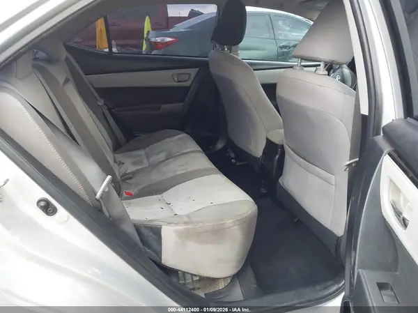 5YFBURHE7JP741500 2018 TOYOTA COROLLA - Image 8