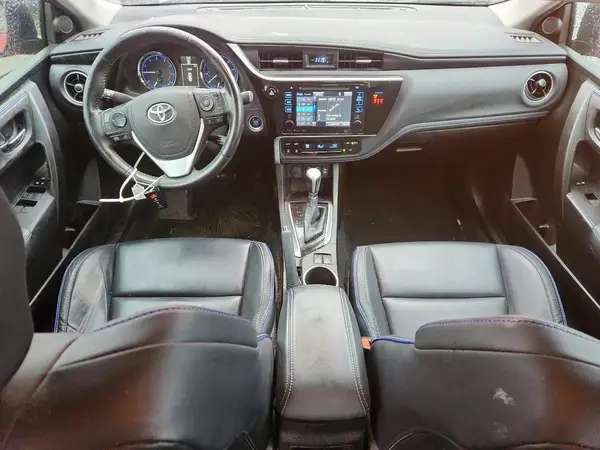 5YFBURHE7JP751590 2018 TOYOTA COROLLA - Image 8