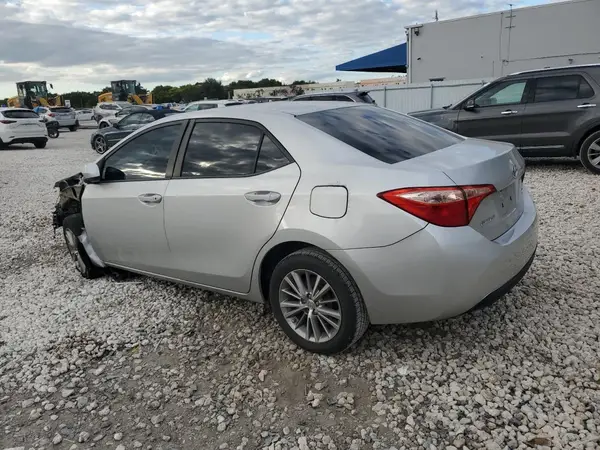 5YFBURHE7JP752755 2018 TOYOTA COROLLA - Image 2