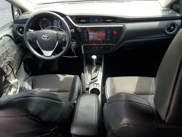 5YFBURHE7JP753338 2018 TOYOTA COROLLA - Image 8
