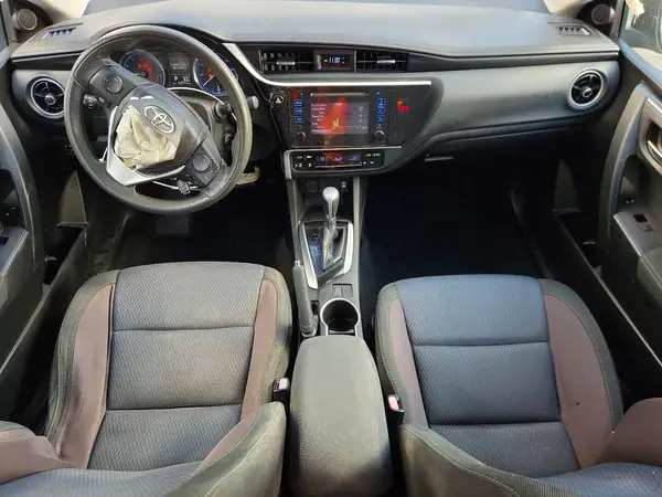 5YFBURHE7JP754473 2018 TOYOTA COROLLA - Image 8