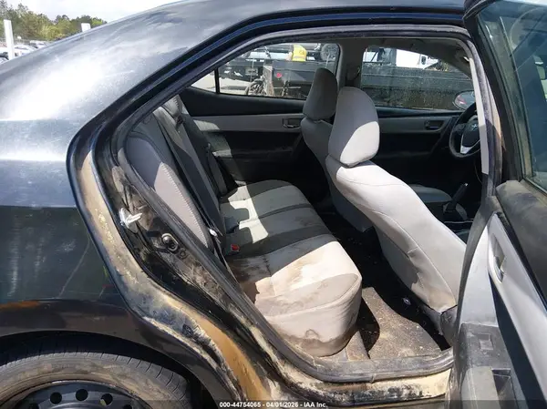 5YFBURHE7JP754683 2018 TOYOTA COROLLA - Image 8