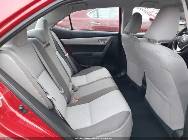 5YFBURHE7JP755588 2018 TOYOTA COROLLA - Image 8