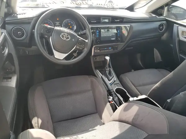 5YFBURHE7JP756112 2018 TOYOTA COROLLA - Image 8