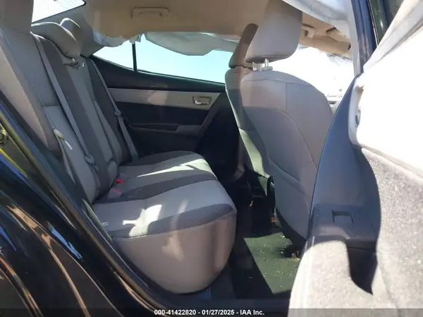 5YFBURHE7JP759107 2018 TOYOTA COROLLA - Image 8