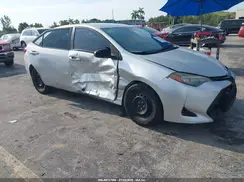 5YFBURHE7JP761214 2018 TOYOTA COROLLA