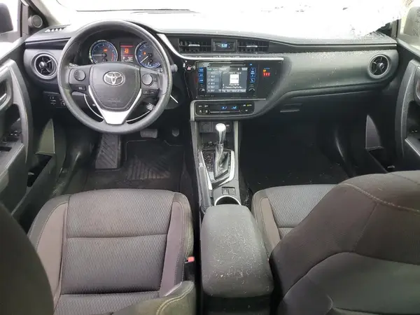 5YFBURHE7JP765733 2018 TOYOTA COROLLA - Image 8