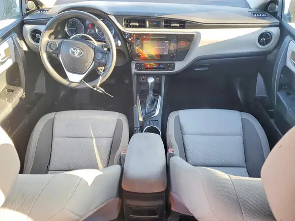 5YFBURHE7JP766820 2018 TOYOTA COROLLA - Image 8