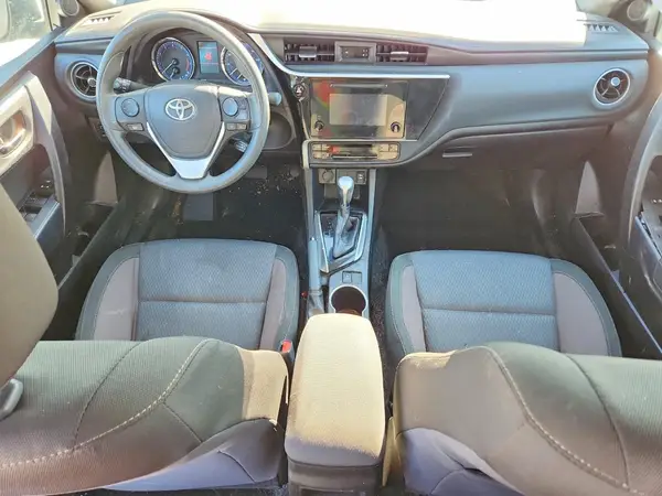 5YFBURHE7JP771967 2018 TOYOTA COROLLA - Image 8
