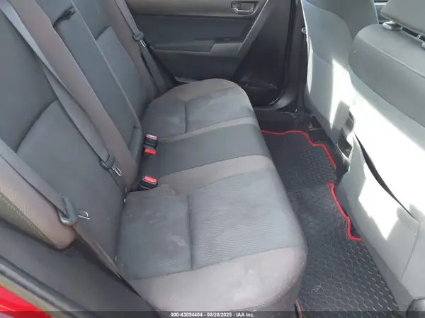 5YFBURHE7JP772908 2018 TOYOTA COROLLA - Image 8