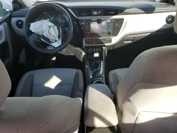 5YFBURHE7JP773783 2018 TOYOTA COROLLA - Image 8