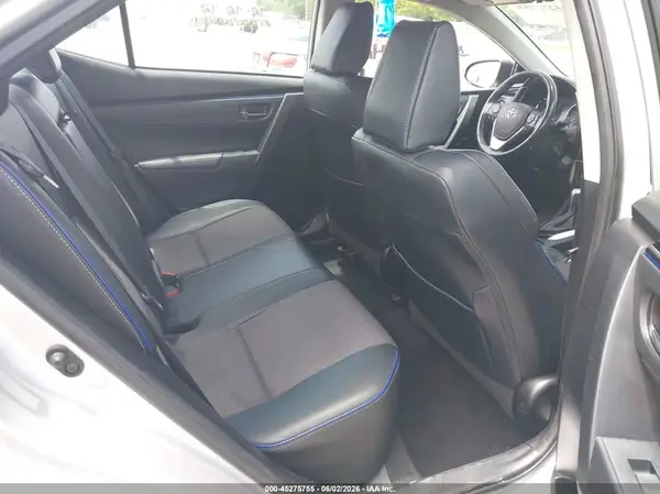 5YFBURHE7JP776943 2018 TOYOTA COROLLA - Image 8