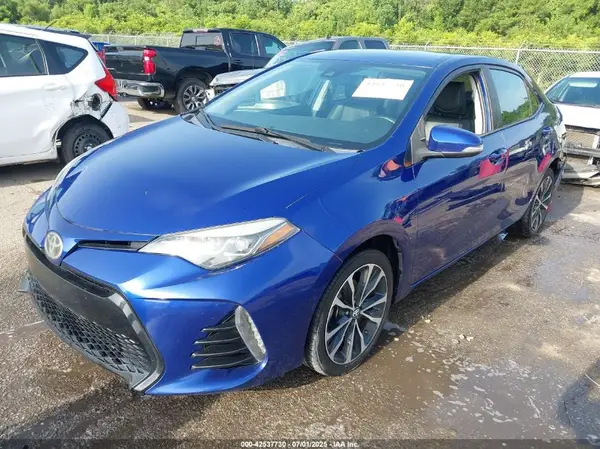 5YFBURHE7JP777932 2018 TOYOTA COROLLA - Image 2