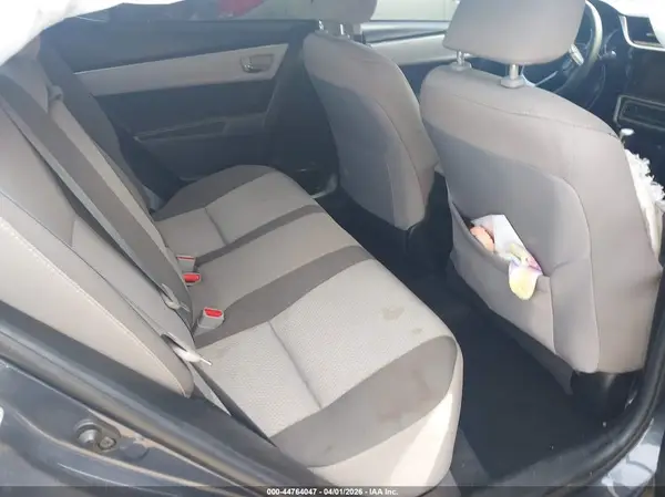 5YFBURHE7JP779325 2018 TOYOTA COROLLA - Image 8