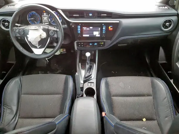 5YFBURHE7JP780944 2018 TOYOTA COROLLA - Image 8