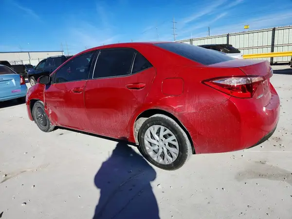 5YFBURHE7JP782189 2018 TOYOTA COROLLA - Image 2