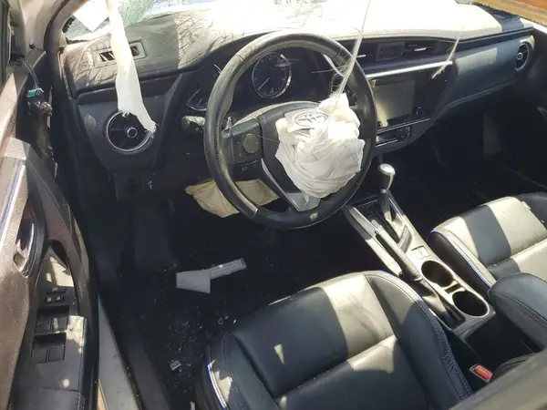 5YFBURHE7JP782578 2018 TOYOTA COROLLA - Image 8