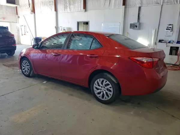 5YFBURHE7JP783696 2018 TOYOTA COROLLA - Image 2