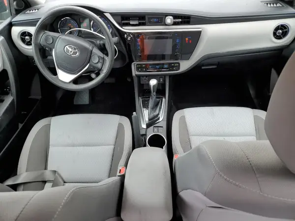 5YFBURHE7JP783925 2018 TOYOTA COROLLA - Image 8
