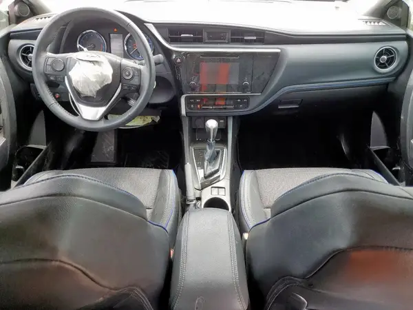 5YFBURHE7JP787439 2018 TOYOTA COROLLA - Image 8