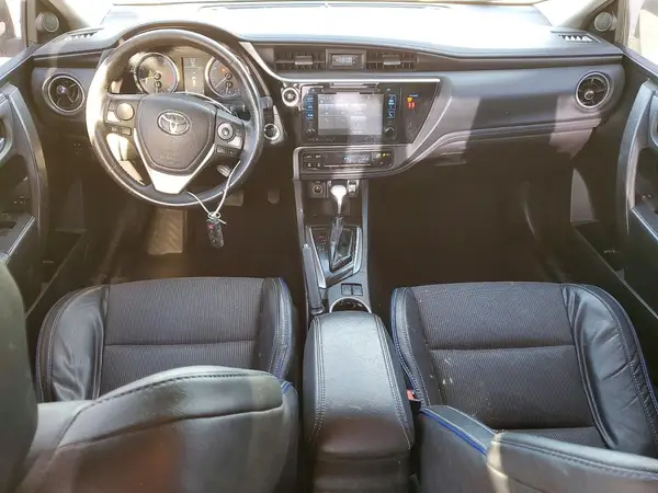 5YFBURHE7JP792513 2018 TOYOTA COROLLA - Image 8