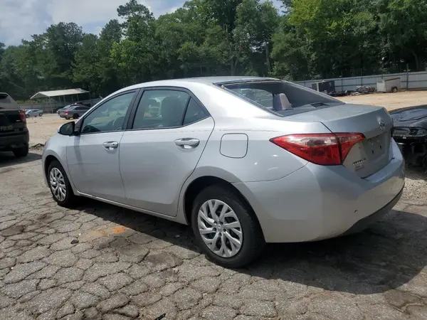 5YFBURHE7JP793726 2018 TOYOTA COROLLA - Image 2
