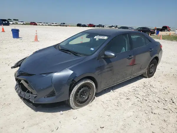 5YFBURHE7JP793774 2018 TOYOTA COROLLA - Image 1