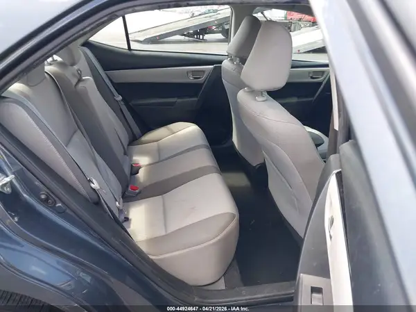 5YFBURHE7JP797291 2018 TOYOTA COROLLA - Image 8