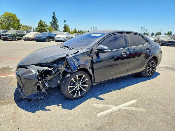 5YFBURHE7JP799297 2018 TOYOTA COROLLA - Image 1
