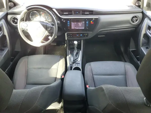 5YFBURHE7JP802876 2018 TOYOTA COROLLA - Image 8