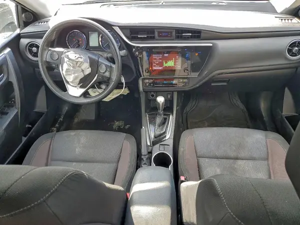 5YFBURHE7JP803932 2018 TOYOTA COROLLA - Image 8