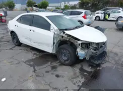 5YFBURHE7JP806040 2018 TOYOTA COROLLA