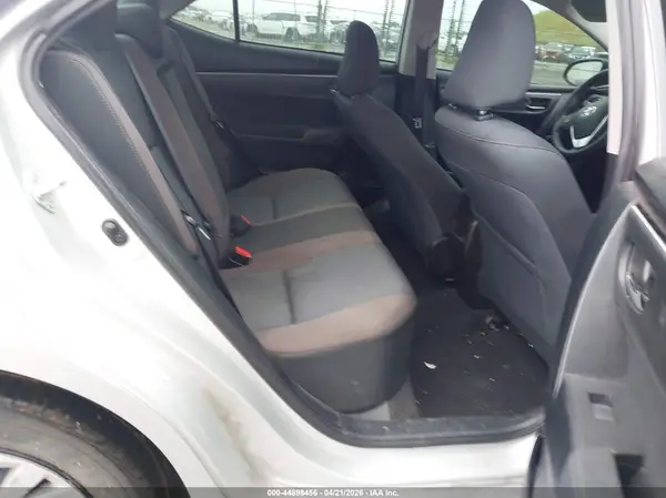 5YFBURHE7JP806510 2018 TOYOTA COROLLA - Image 8