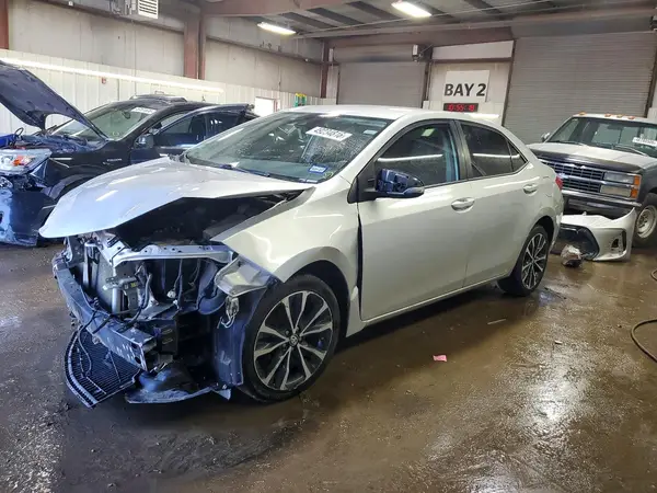 5YFBURHE7JP808452 2018 TOYOTA COROLLA - Image 1