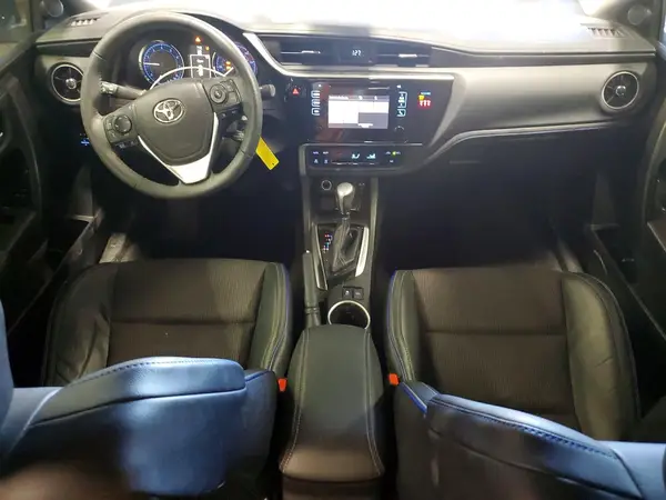 5YFBURHE7JP808452 2018 TOYOTA COROLLA - Image 8