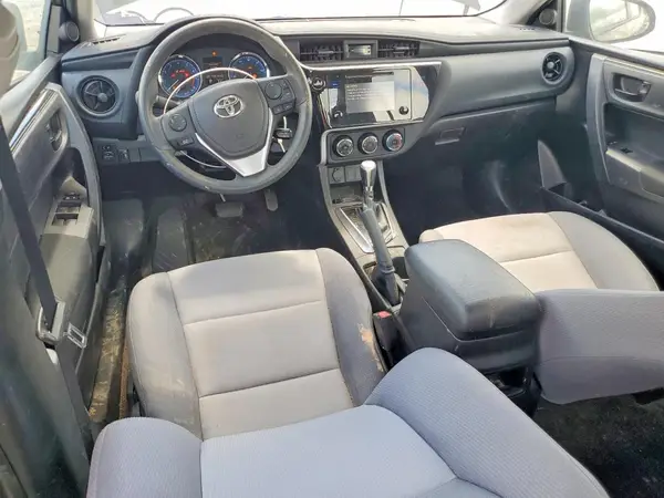 5YFBURHE7JP811447 2018 TOYOTA COROLLA - Image 8